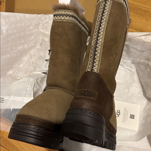 UGG-UGG Classic Tall TrailGazer-Hickory - Picture 6 of 7